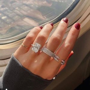 Meet your Posher, Lucy